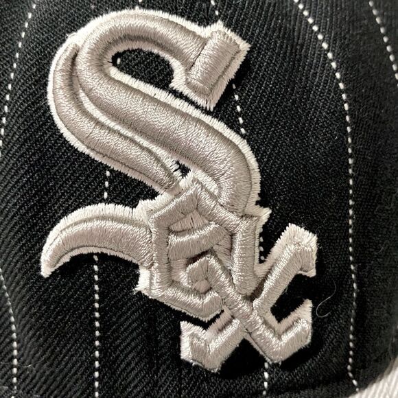 WHITE SOX wool baseball cap New Era 7 3/8 black with white pin stripes gray bill - Picture 2 of 11